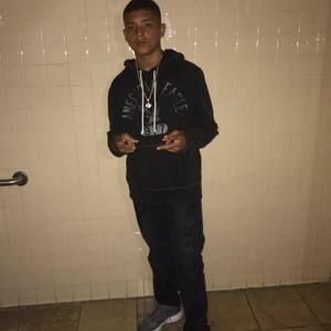 Meet your Posher, Edgardo